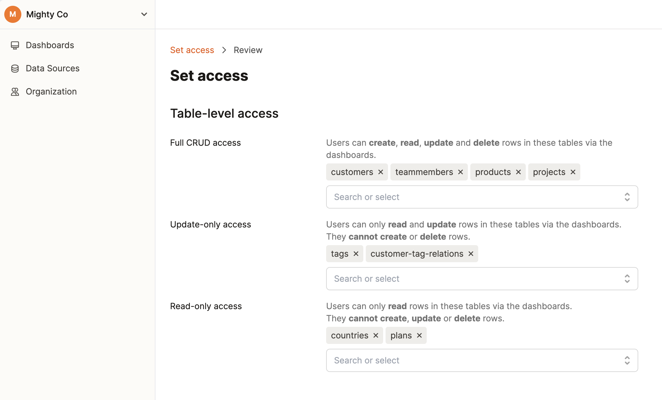 Setting data access in Dashibase